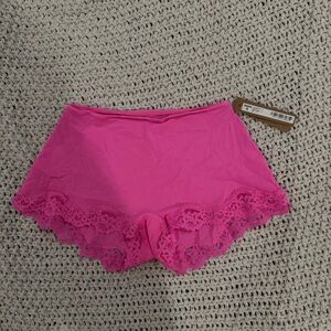 NWT SKIMS Fits Everybody Lace Boyshorts